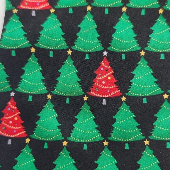 Holiday Silk Neck Tie Plays 3 Christmas tunes. - Picture 5 of 5